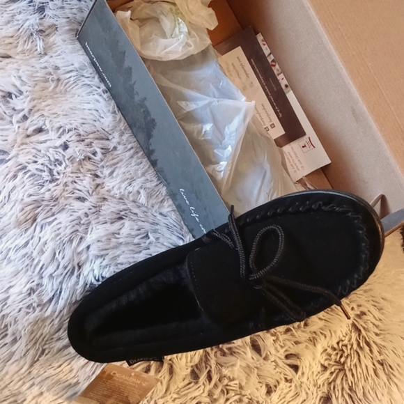 BearPaw Shoes - 💞🥀 BearPaw Slippers 💞🥀